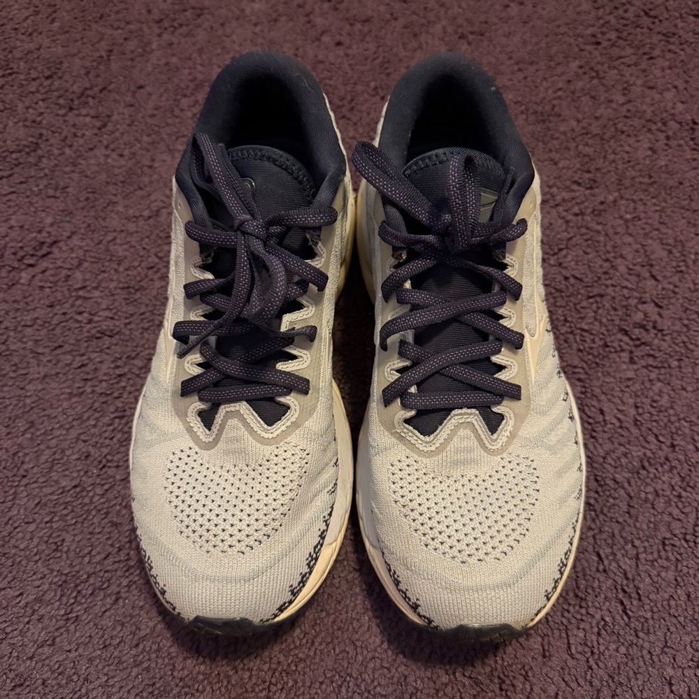 Mizuno Sneakers